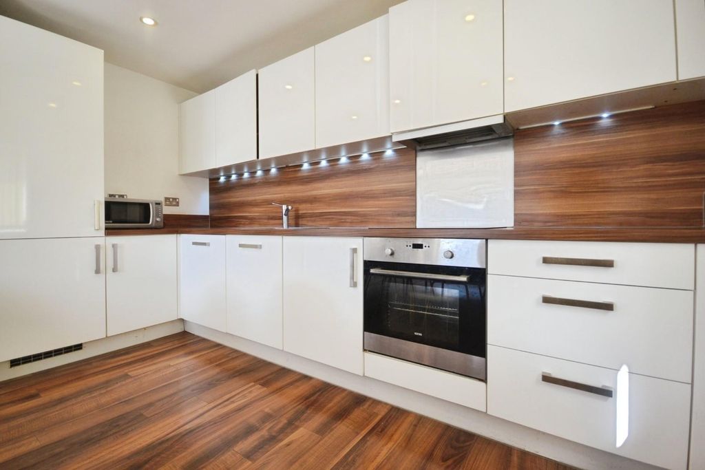 Property photo 2 of 11 1F0A42B6-Dsc_0102.Jpg