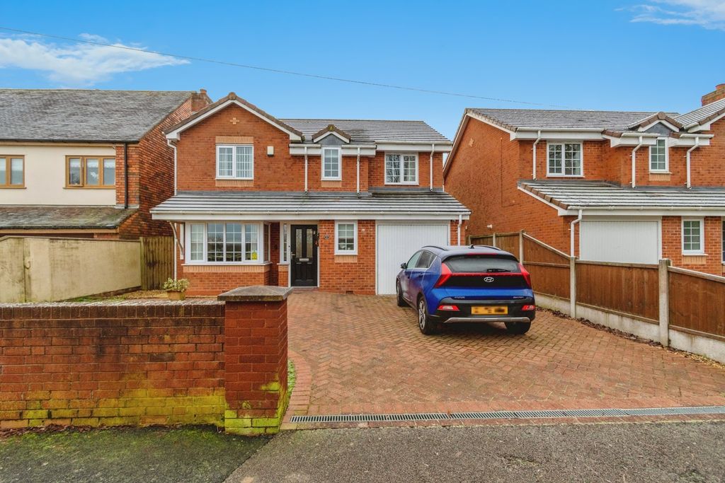 Property photo 1 of 18 Pbox-Img.Jpg