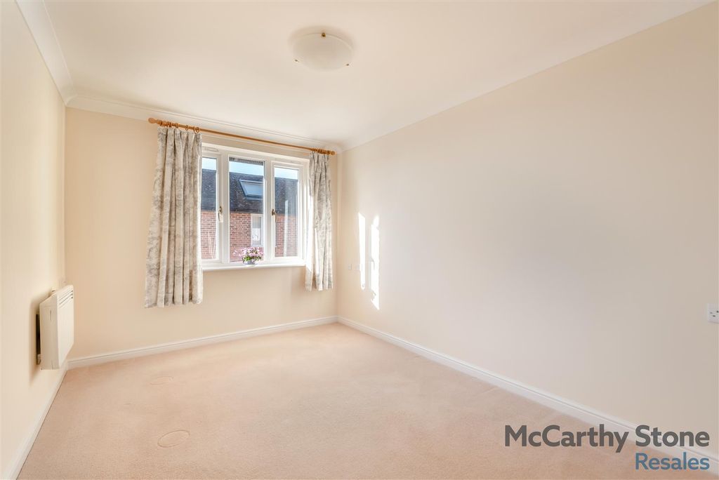 Additional image 8 of 1 bed flat for saleCaen Stone Court, Queen Street, Arundel BN18