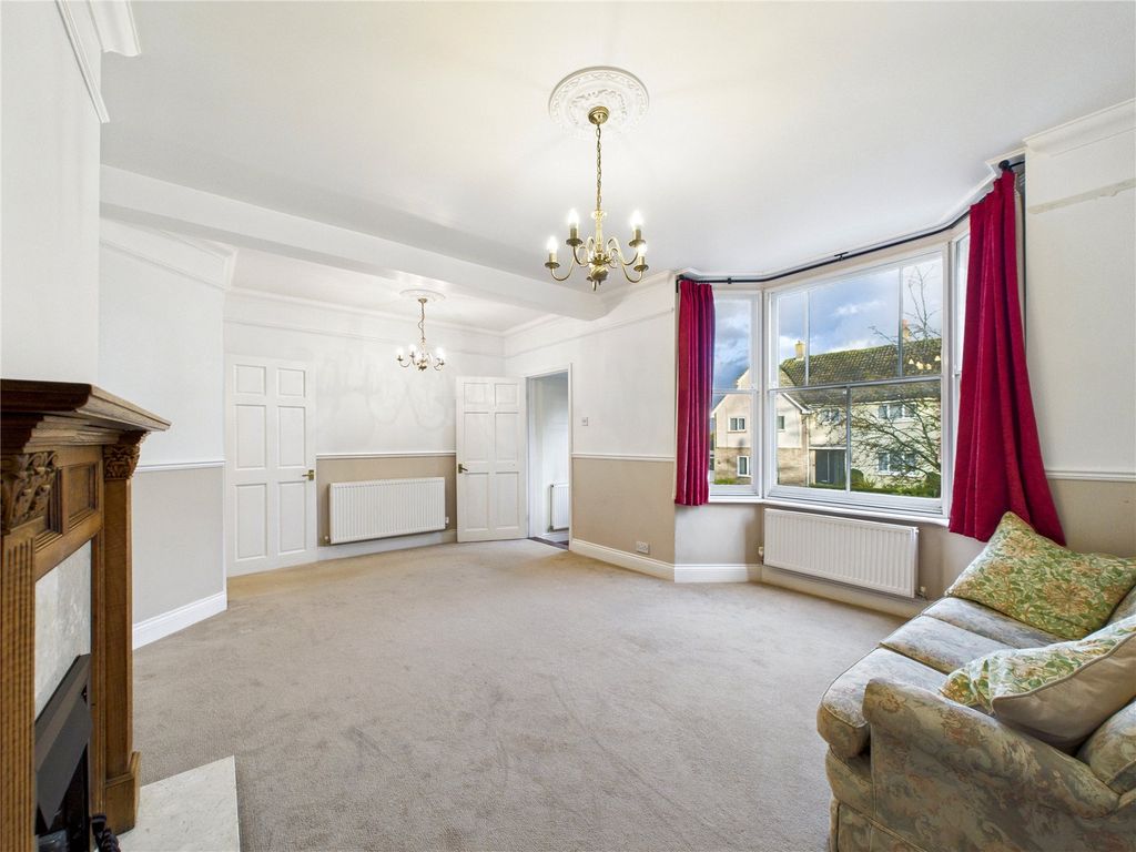 Property photo 3 of 22 3 - Picture No. 38