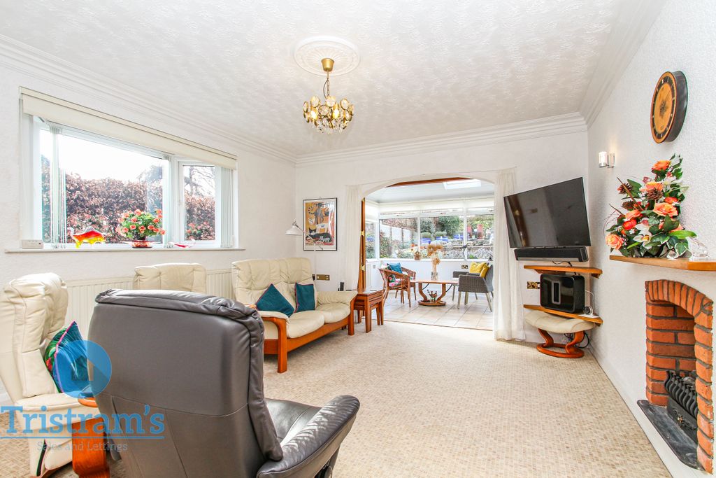 Property photo 2 of 32 Img_0004