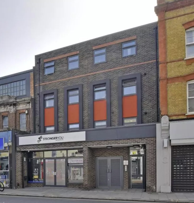 Property photo 1 of 8