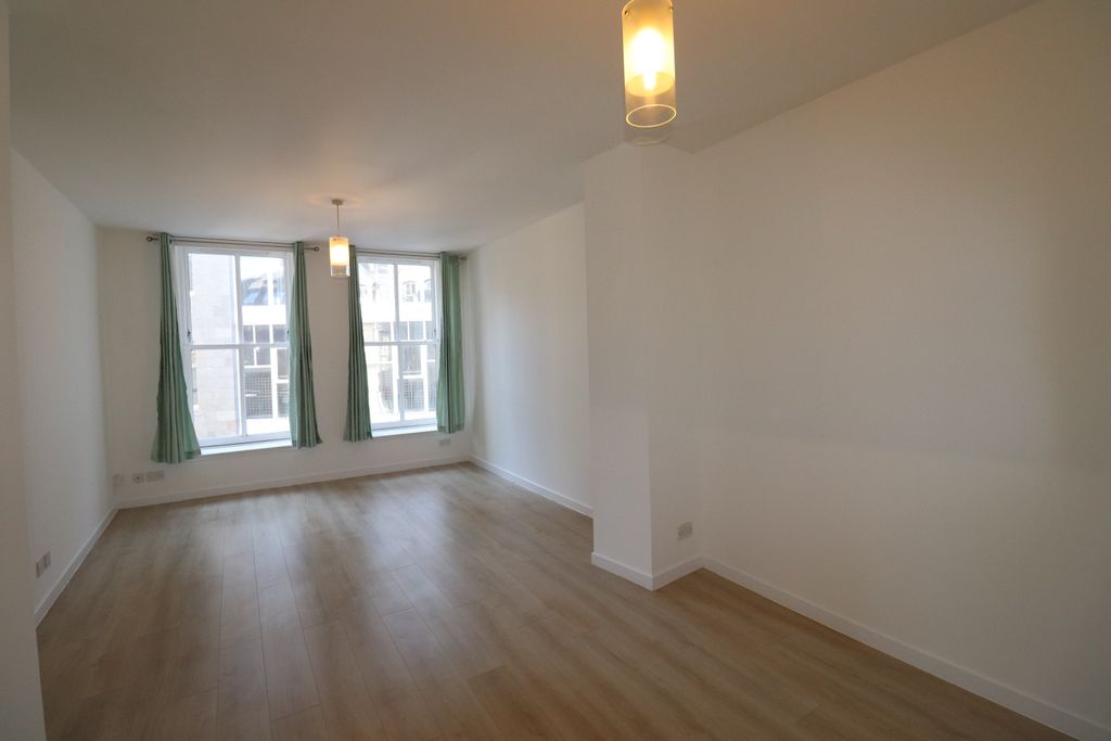 Property photo 2 of 13 Photo 2