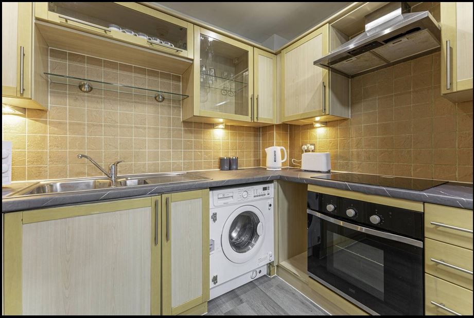 Property photo 3 of 20