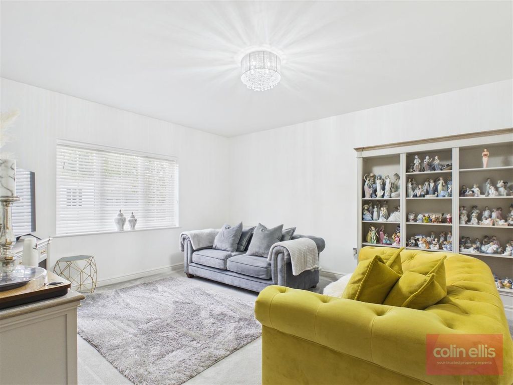 Property photo 3 of 25 Cam05075G0-Pr0300-Still001.Jpg