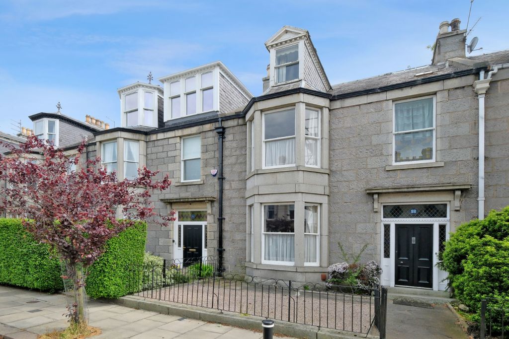 Property photo 1 of 28 1