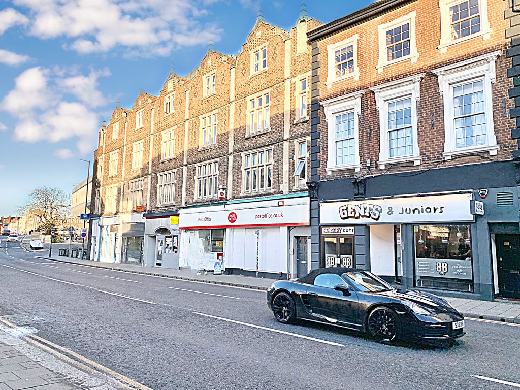 Property photo 1 of 11