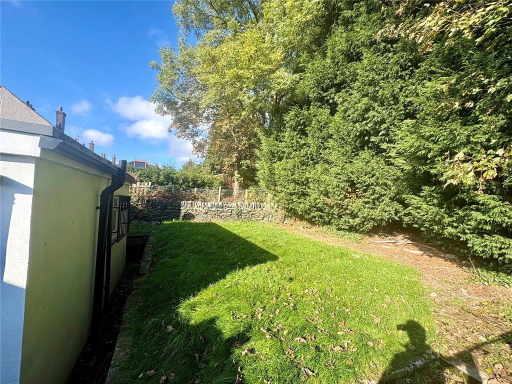 Property photo 2 of 11 Picture No. 19
