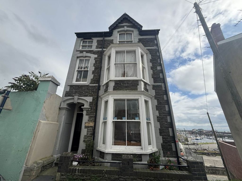 Property photo 1 of 5 Img_9124