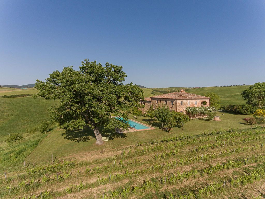 Property photo 3 of 64 Image