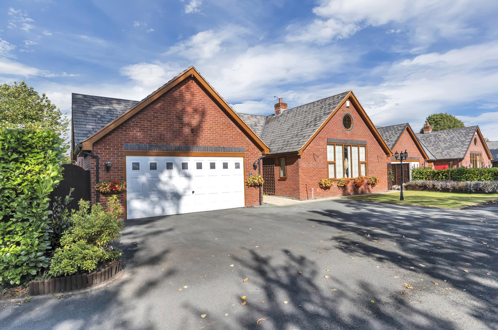Property photo 1 of 22