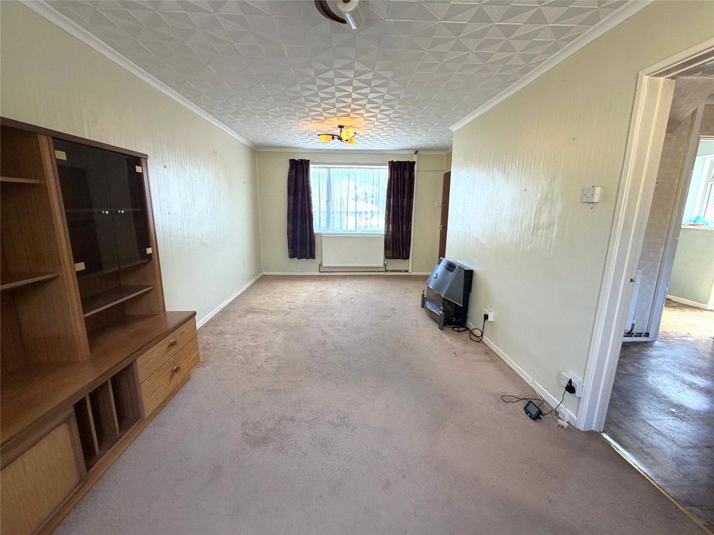 Property photo 3 of 17 Picture No. 10