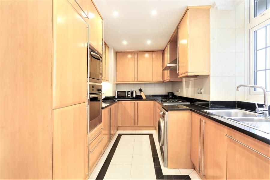 Property photo 3 of 21