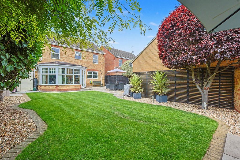 Property photo 2 of 22