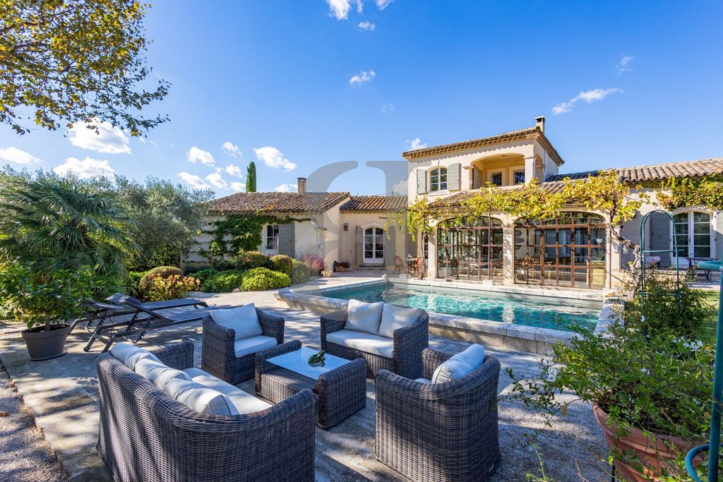 Property photo 1 of 26