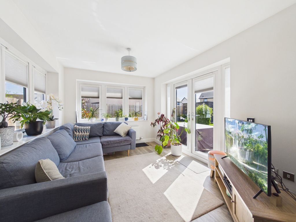 Additional image 10 of 5 bed detached house for sale17 Strathgray Road, Dundee, Angus DD2
