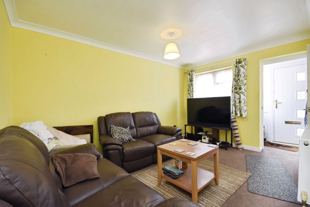 Property photo 3 of 18
