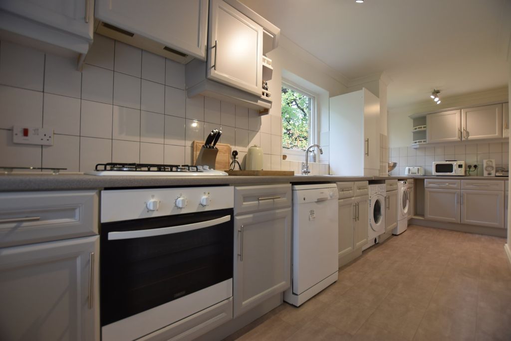 Property photo 3 of 7 Picture No. 06