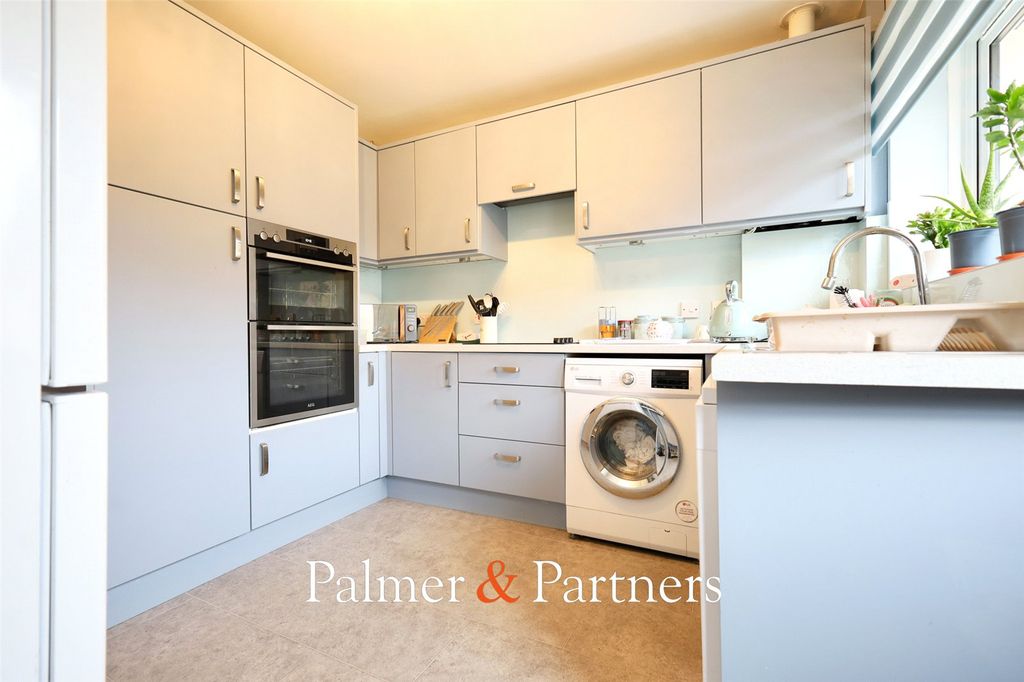 Property photo 3 of 11 Picture No. 04