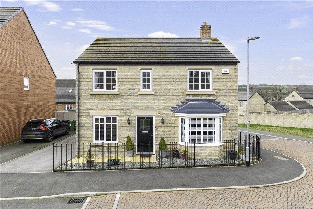 Property photo 1 of 22 Front