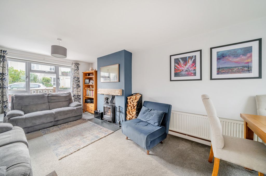 Property photo 3 of 27 1370697-6-68F76Fd...