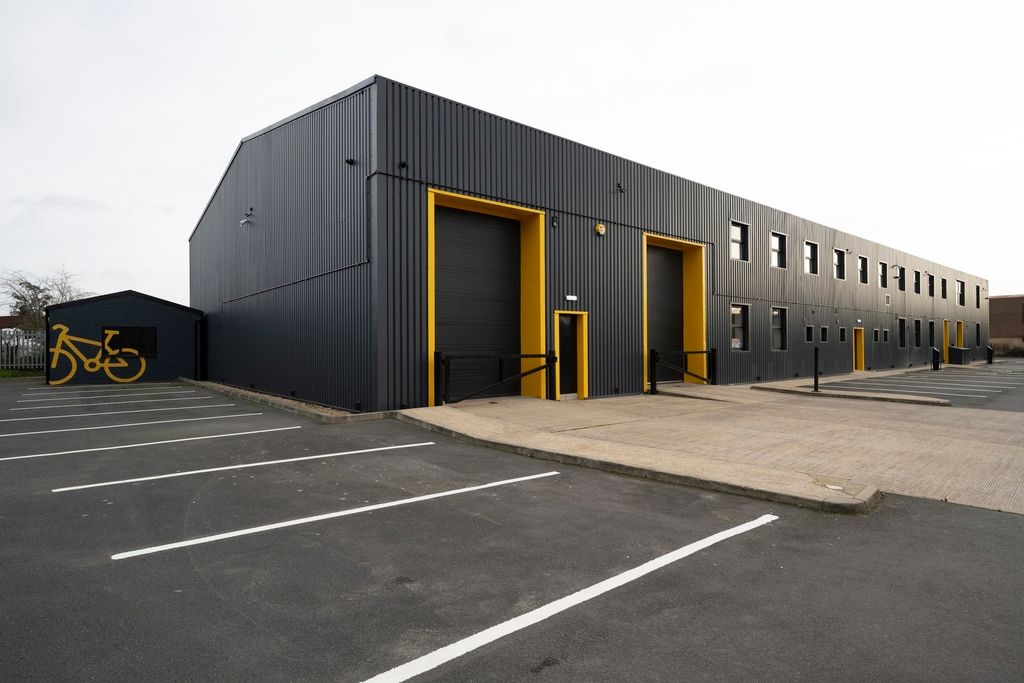 Property photo 3 of 10 Photo 2