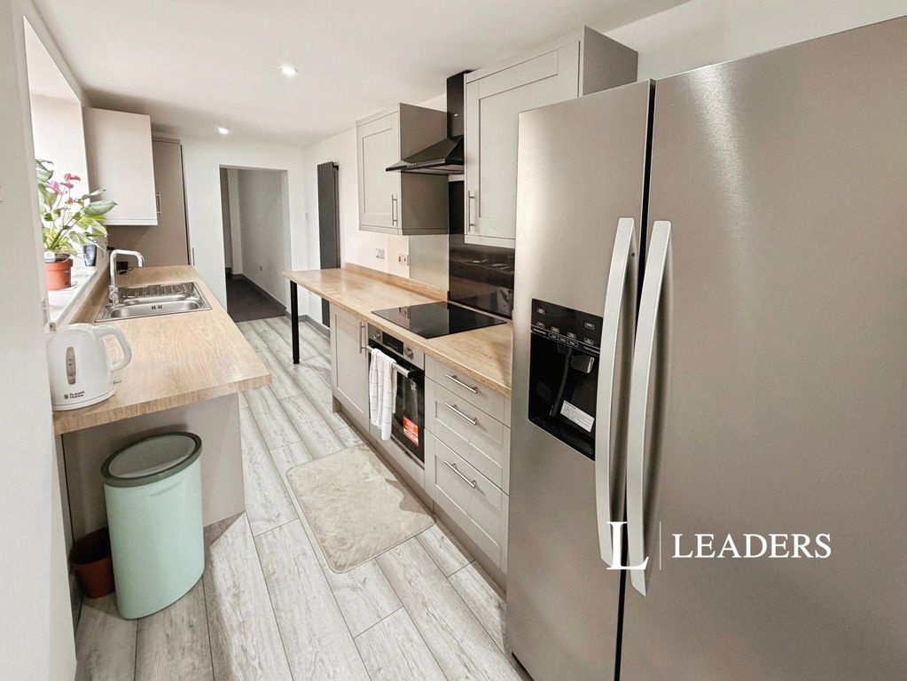 Property photo 1 of 16 Pbox-Img.Jpg