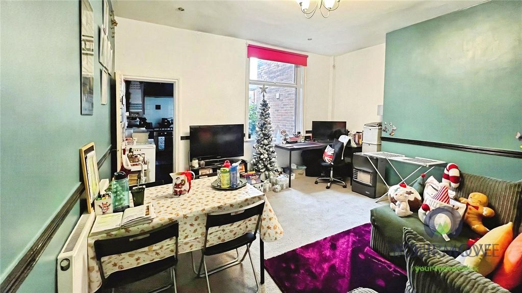 Property photo 3 of 13 Picture No. 40