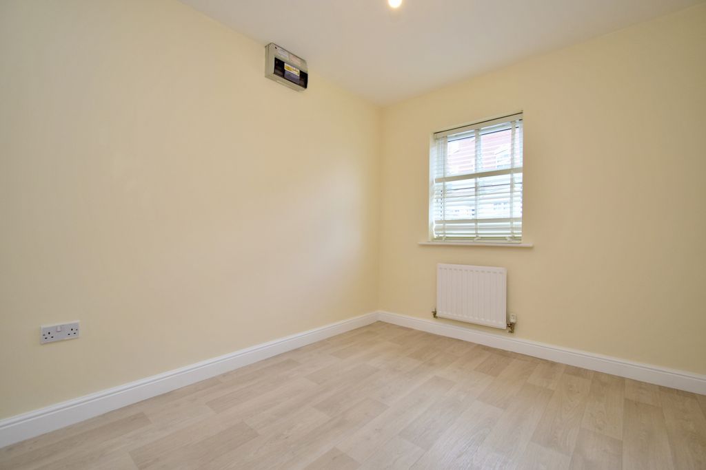 Property photo 2 of 12 Gallery