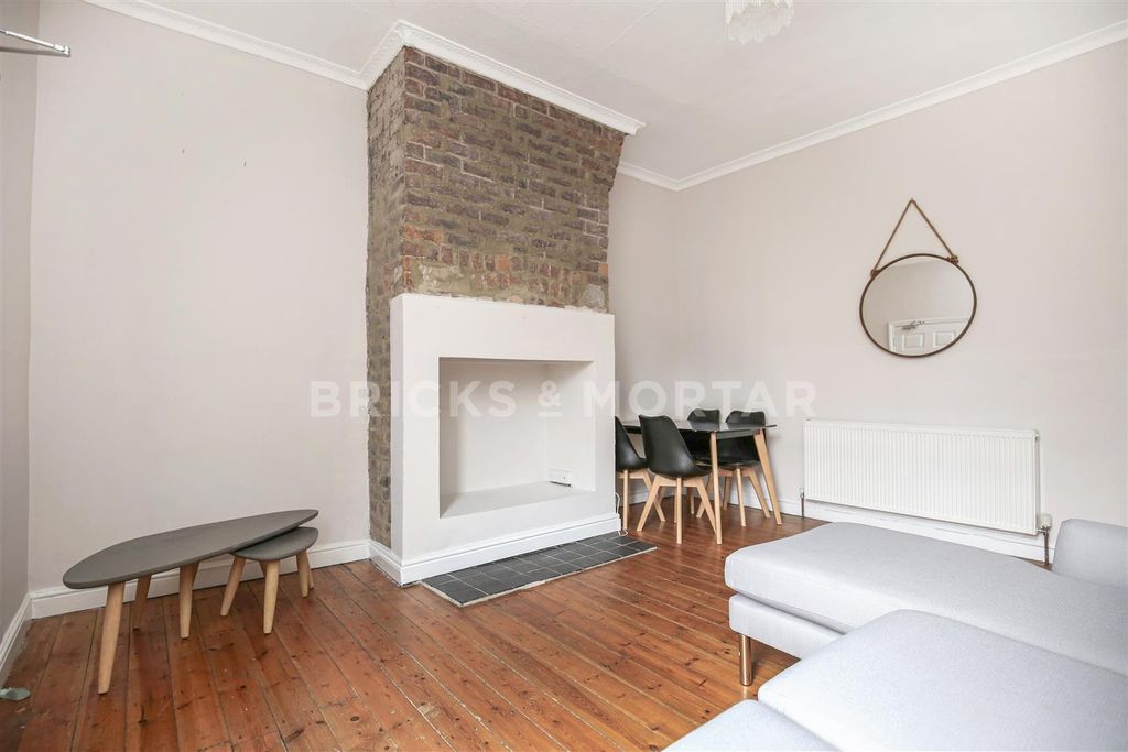 Property photo 2 of 9 2.Jpg