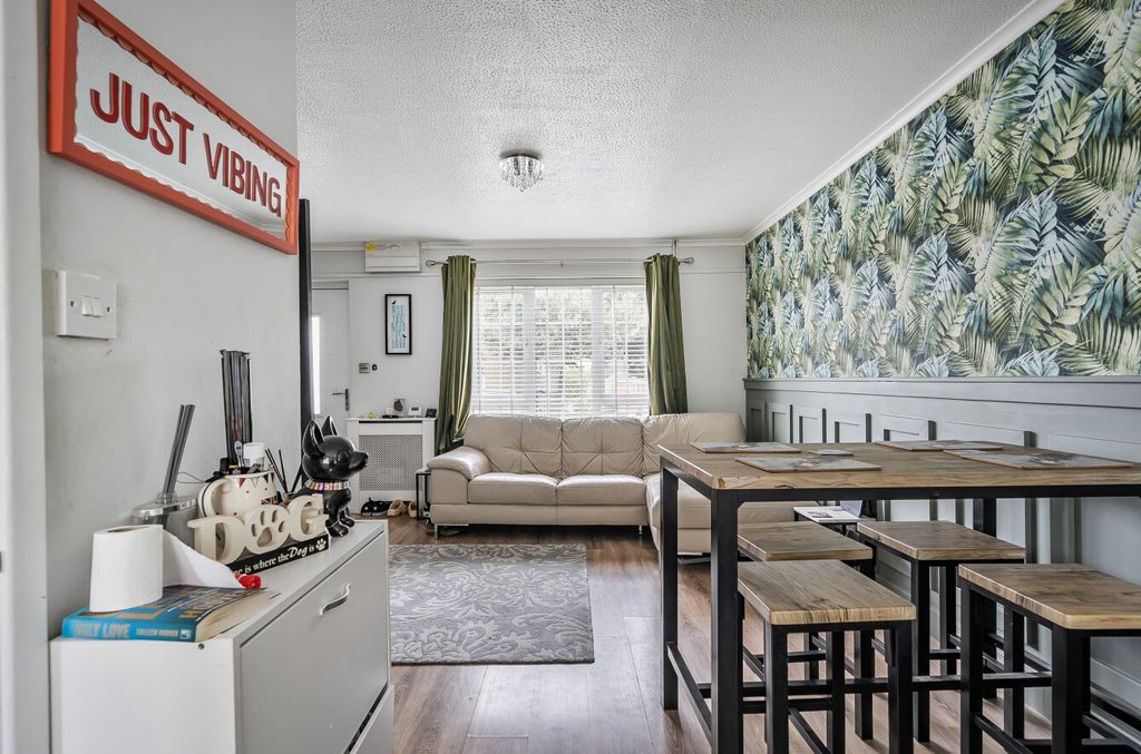 Property photo 3 of 13 13465072468B0629Bd6488