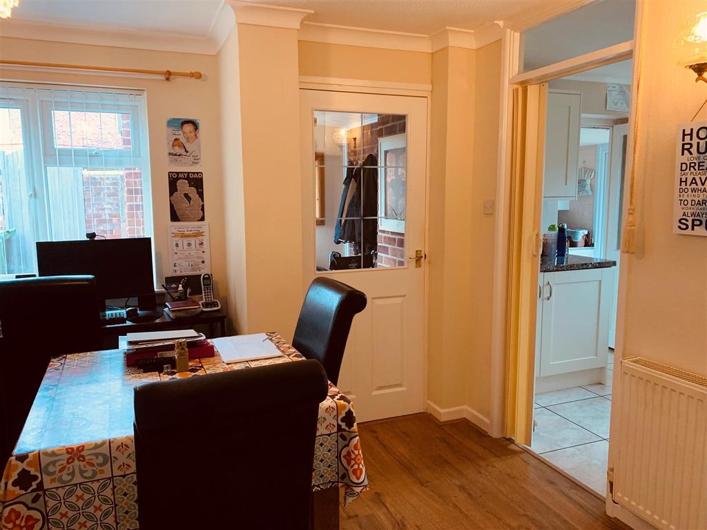 Property photo 3 of 10 Dining Room.Jpg