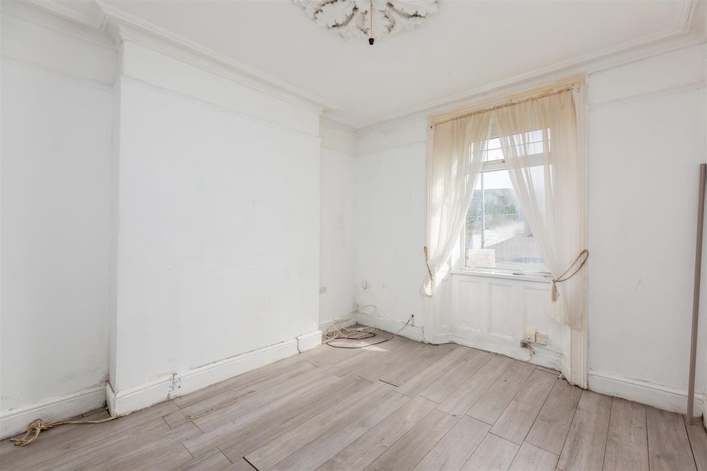 Property photo 2 of 18 Cz0A2333.Jpg