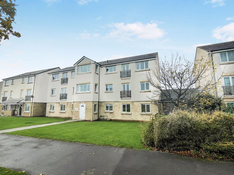 Property photo 1 of 7 Photo 8