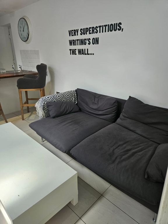 Property photo 3 of 17 Photo 4