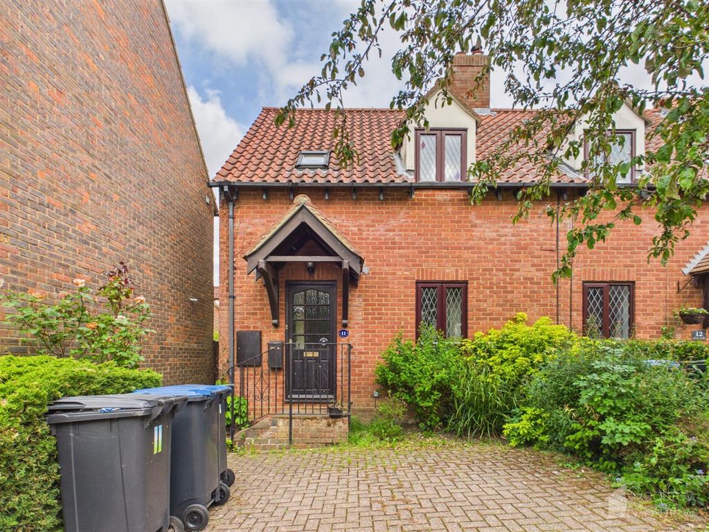 Property photo 1 of 9