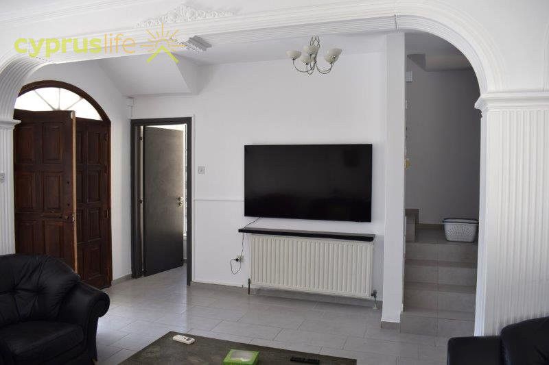 Property photo 1 of 31