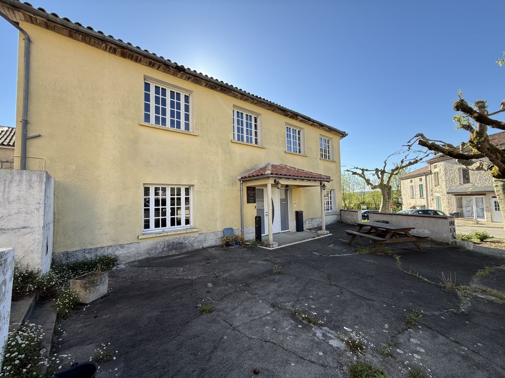 Property photo 1 of 14