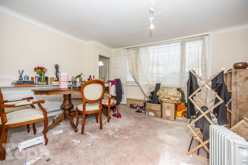 Property photo 2 of 15 Photo #2