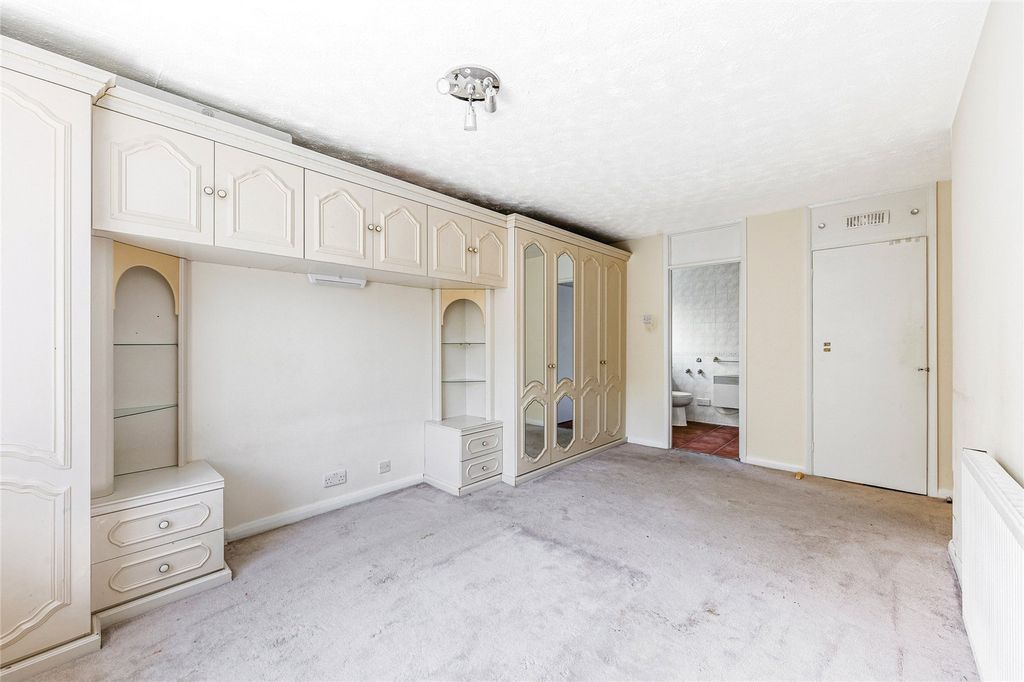 Property photo 3 of 11 Picture No. 08