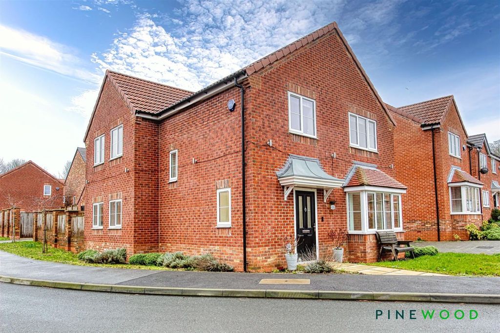 Property photo 1 of 31 Front