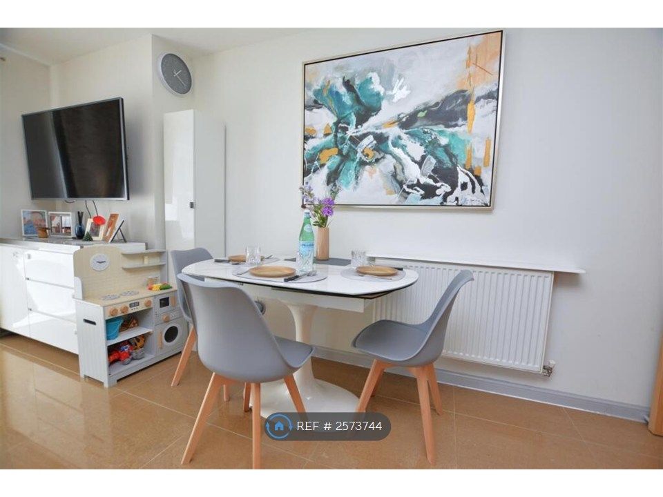 Property photo 2 of 21 Dining Area