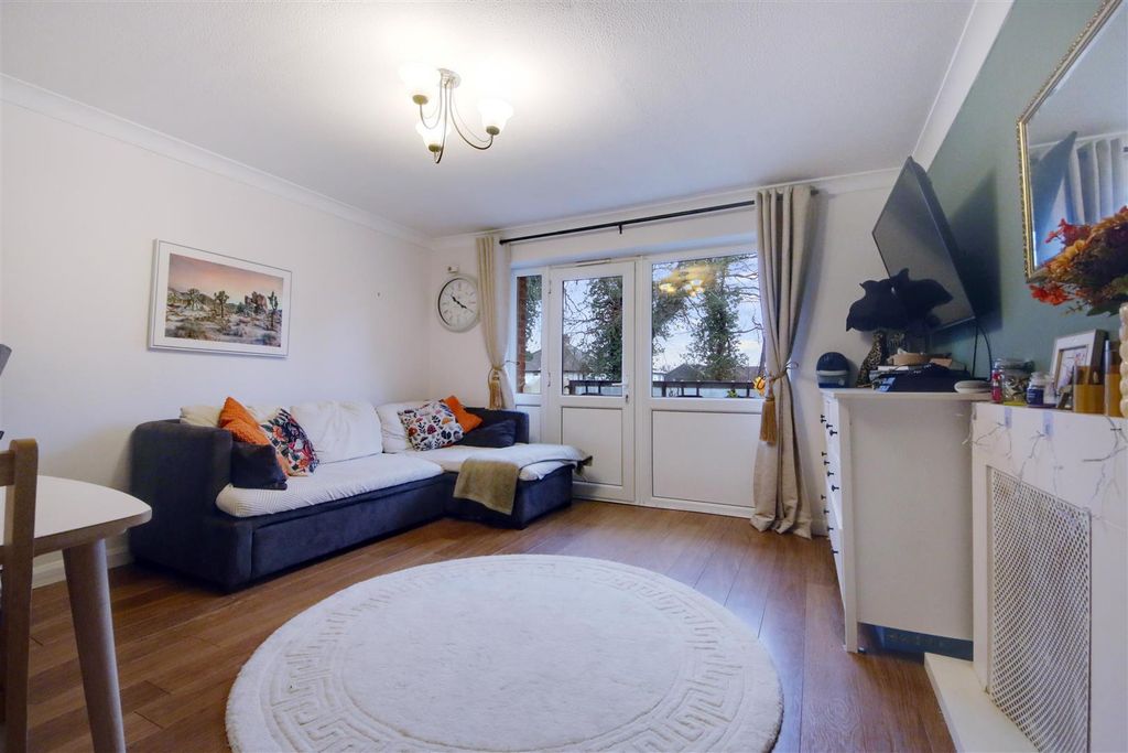 Property photo 2 of 8 Lounge Diner (1Dp).Jpg