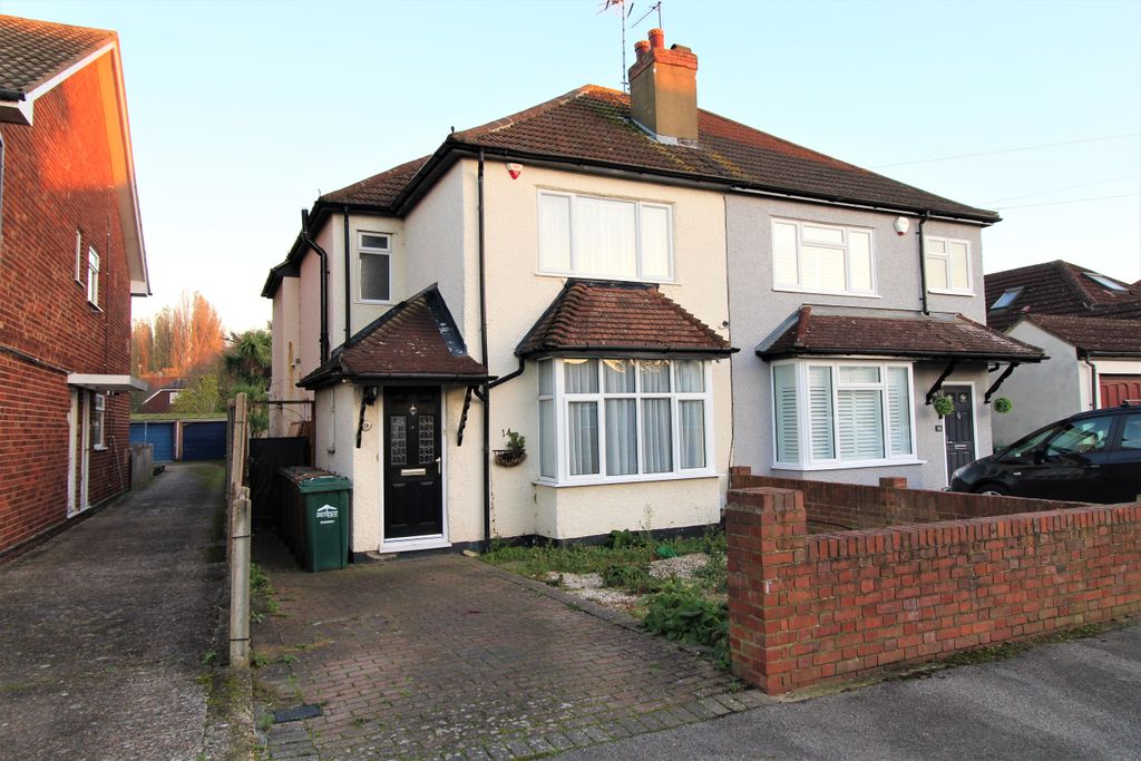 Property photo 1 of 9