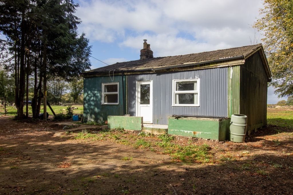 Property photo 1 of 8 Img_1951