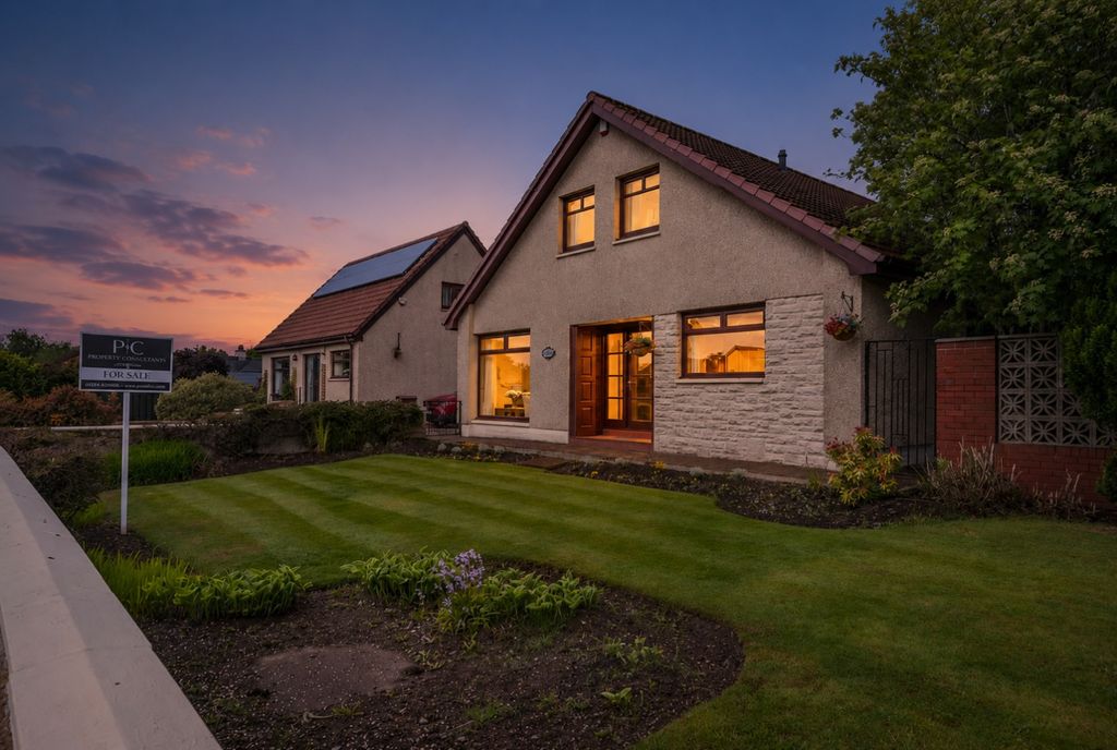Property photo 1 of 60 4879642