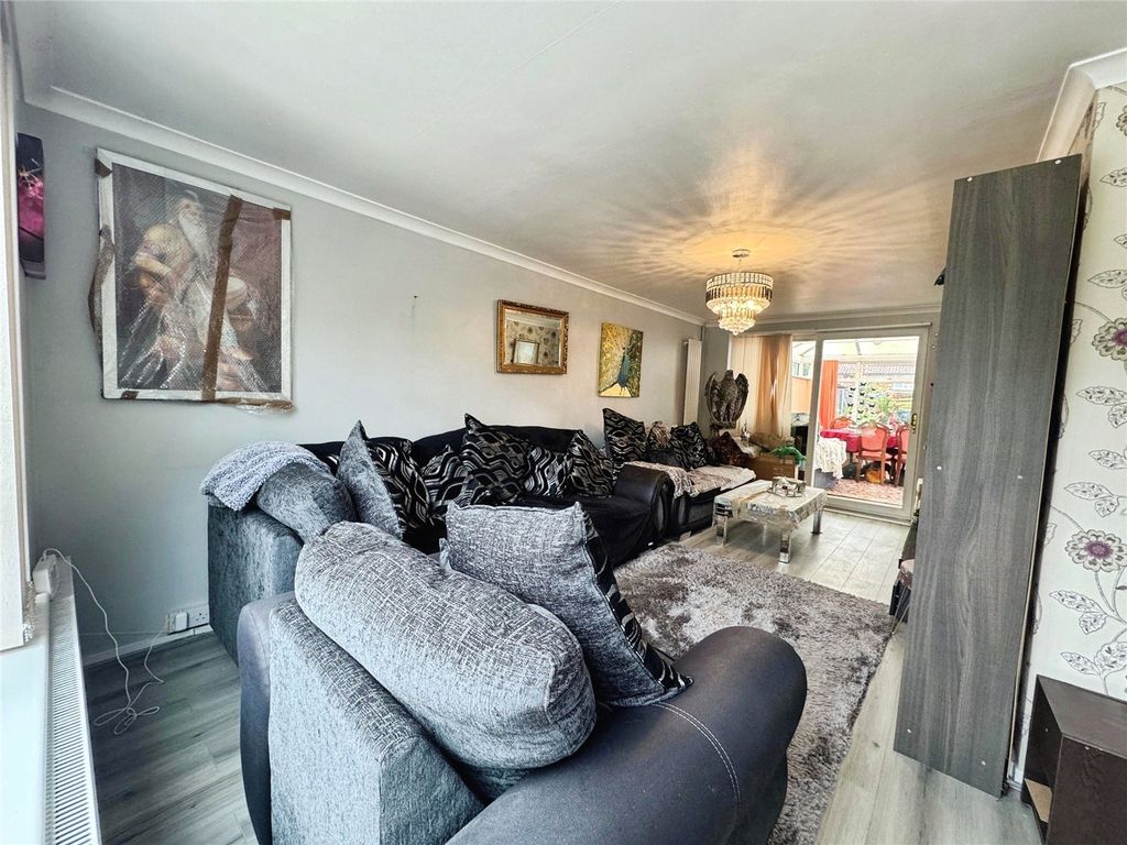 Property photo 2 of 13 Picture No. 33