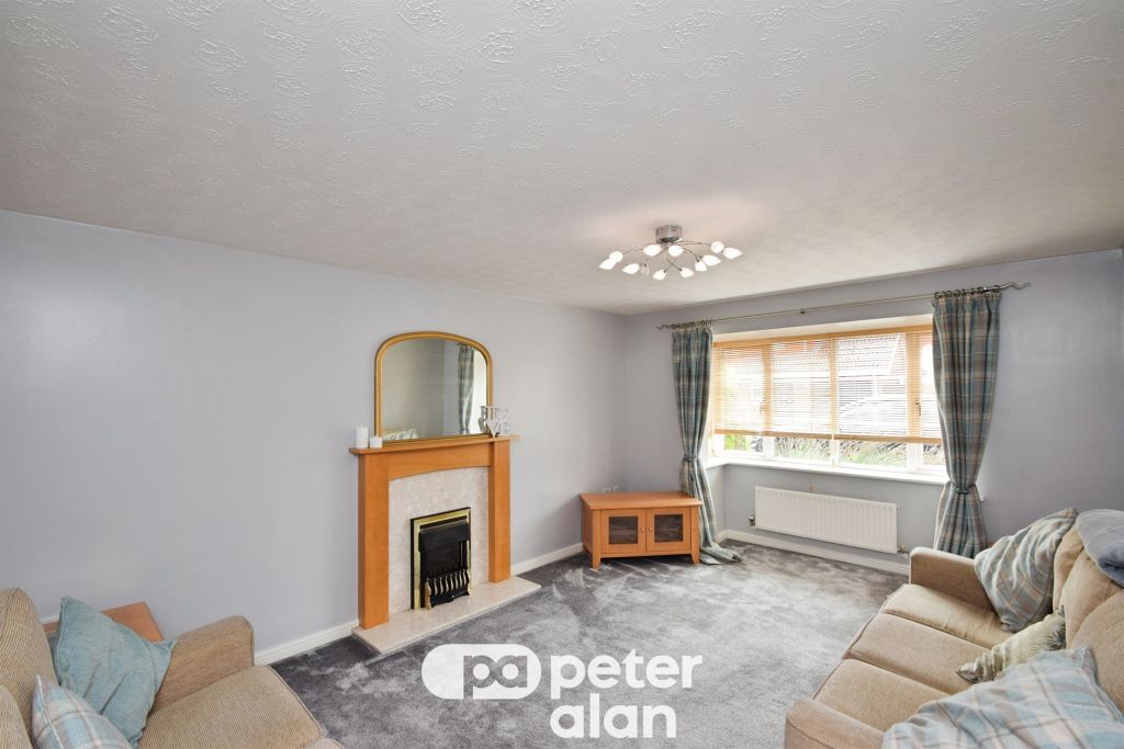 Property photo 2 of 25