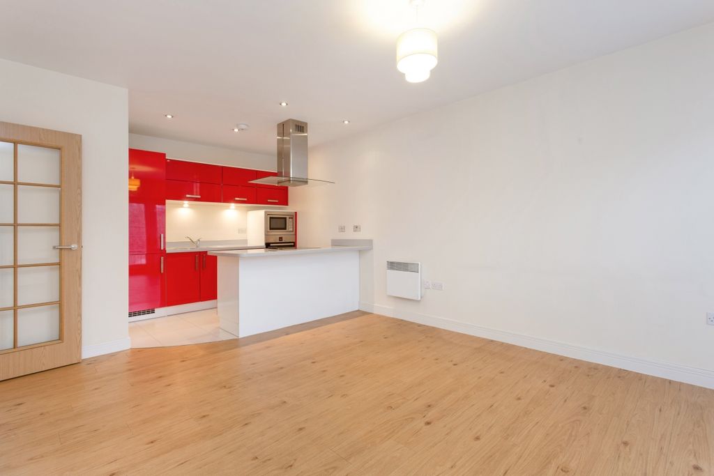 Property photo 2 of 19