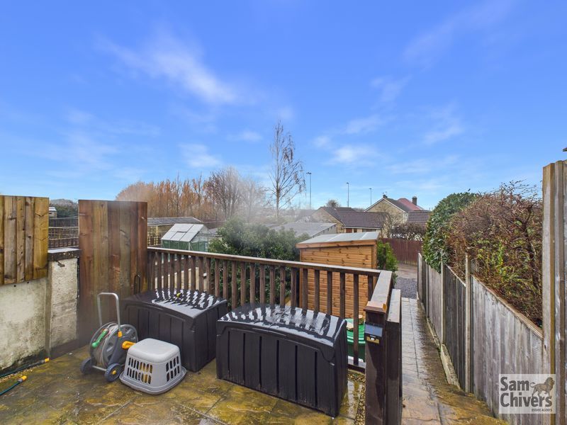 Property photo 2 of 20 Photo 3